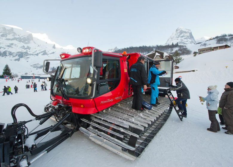 Visite du domaine skiable en dameuse