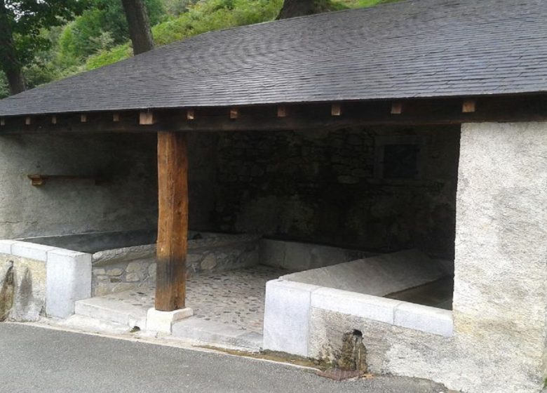 Lavoir du village d’Aas