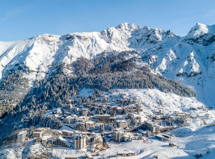 Top 3 des Voies d’Escalade Incontournables à Gourette