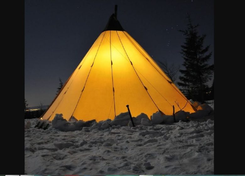 Notte in una tenda Tipi