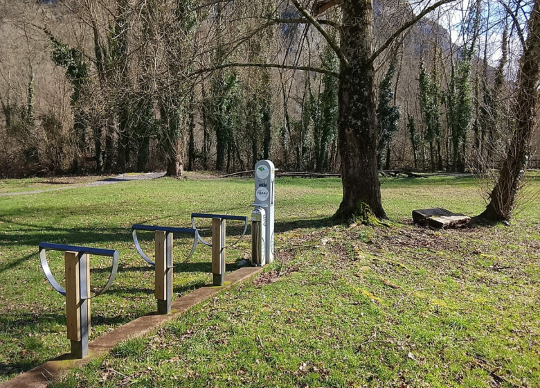 Station de réparation vélos Bielle – Théâtre de verdure
