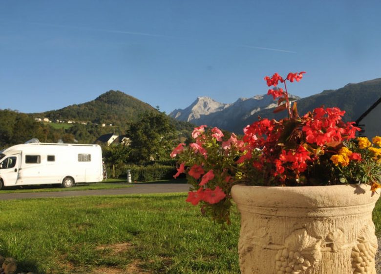 Camping al pie del Aubisque