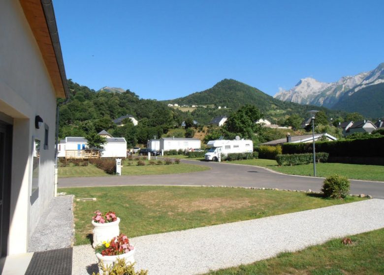 Camping al pie del Aubisque