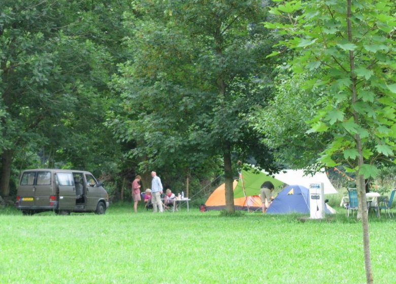 Zona de acampada natural “Cazenave-Doux”