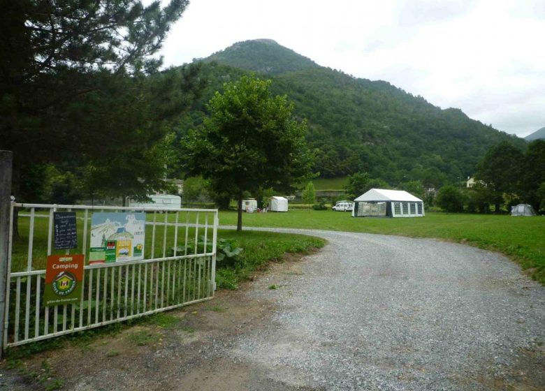 Area Camping Naturale “Cazenave-Doux”.