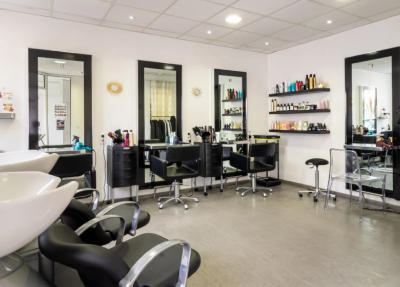 Salon Coupe-Coupe