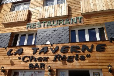 Die Taverne „Chez Régis“