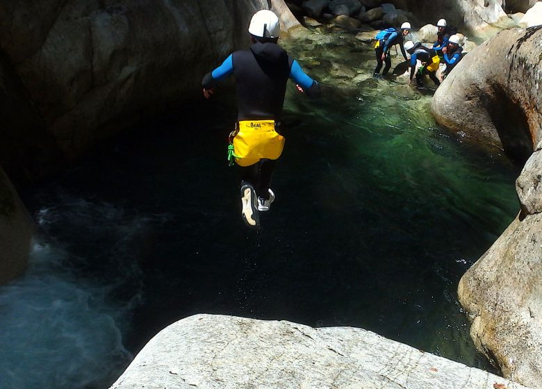 Ossau de l’eau canyoning – Accompagnateur Canyon