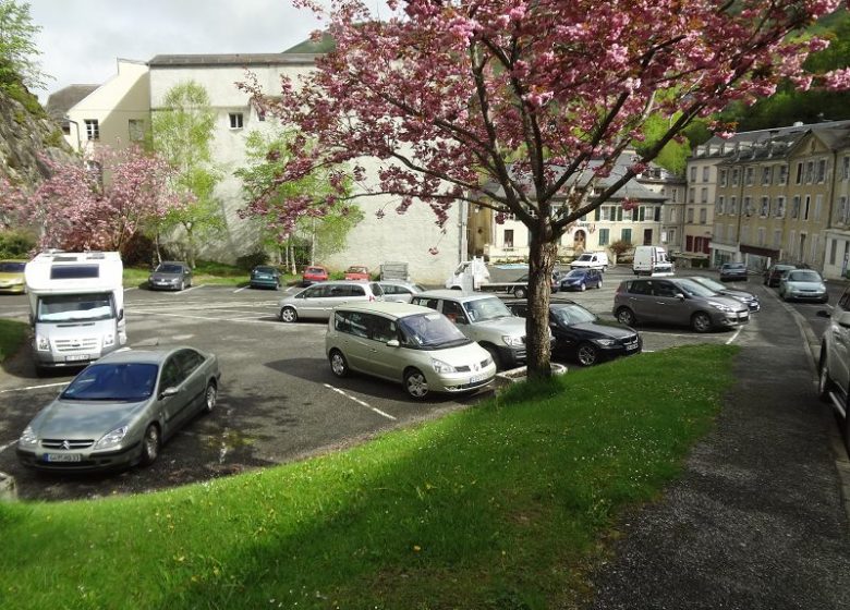 Parking Place de la Mairie