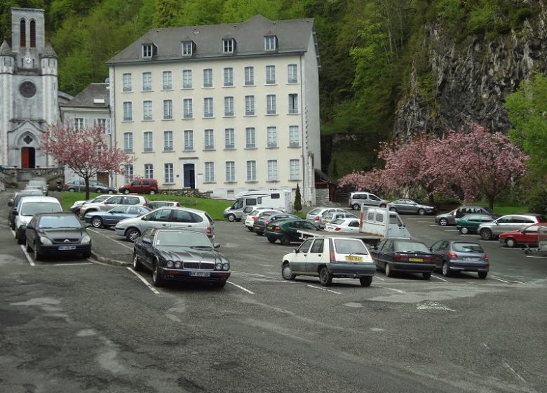 Parking Place de la Mairie