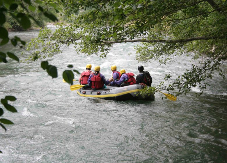 Traqueurs – Journée Raft sur le Gave d’Ossau – Parcours Buzy