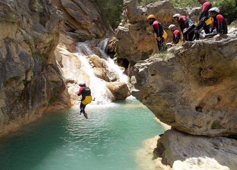 PachamAqua – Trek, Canyon & Spéléo