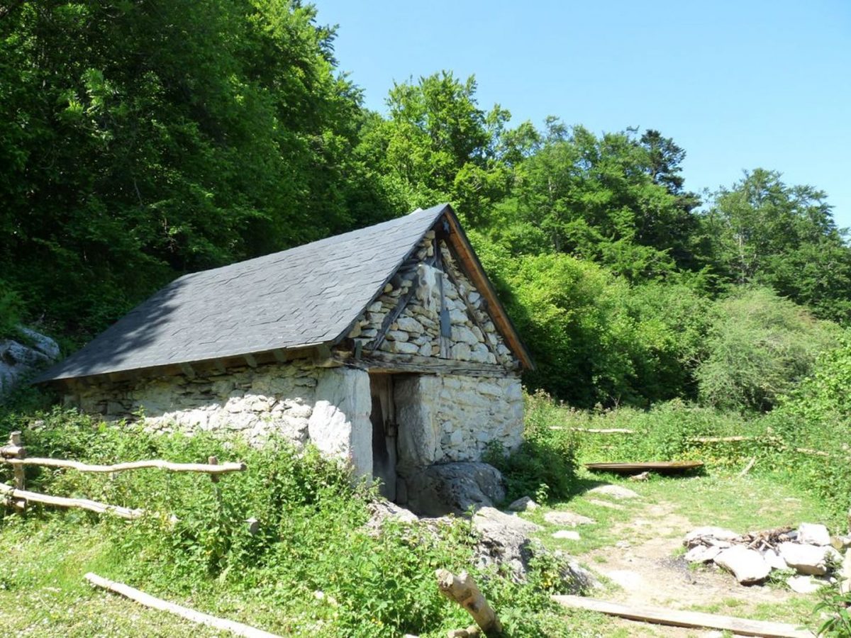 The Tour Du Rey In Castet In The Ossau Valley CASTET Pedestrian