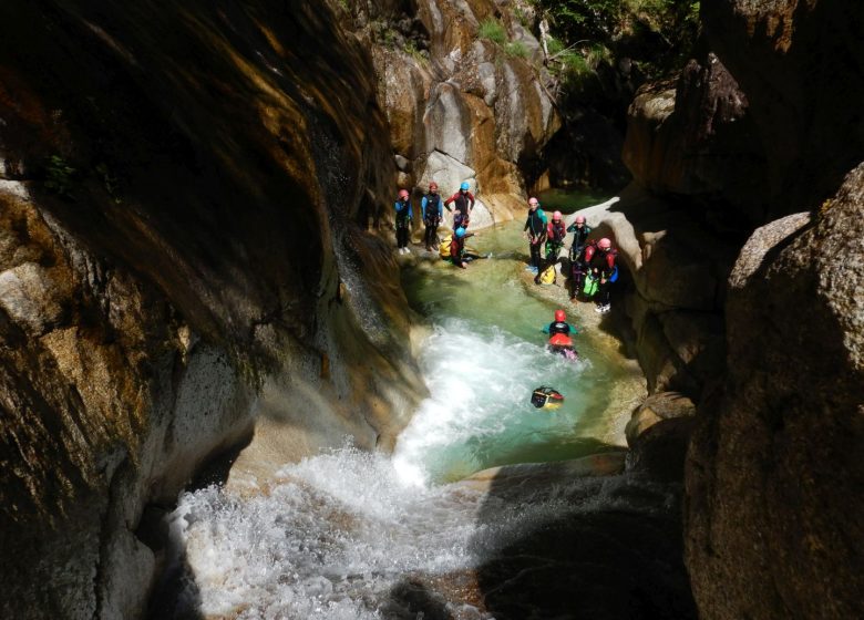 Herr Étienne TOUTAN – Bergführer – Kletter- und Canyoninglehrer