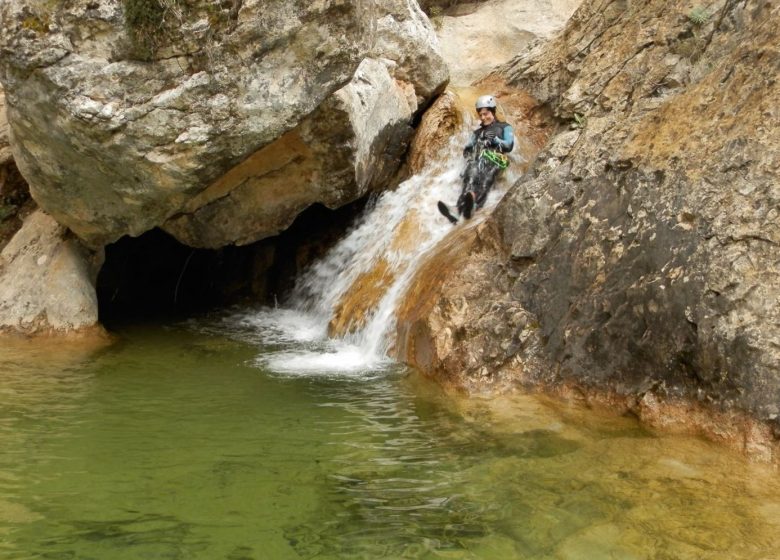 Ossau de l’eau canyoning – Accompagnateur Canyon