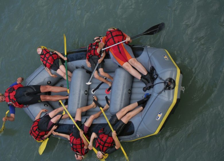 Wave Trackers – Guía de deportes de aguas bravas